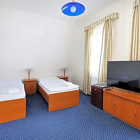 Laguna Slapy Hotel 3*